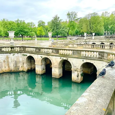 Nî'douillet-p3 Terrasse Et Climatisé-coeur De Nîmes