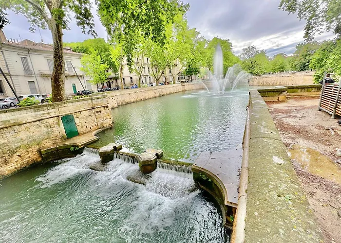 Ni'douillet-p3 Terrasse Et Climatise-coeur De * Nimes